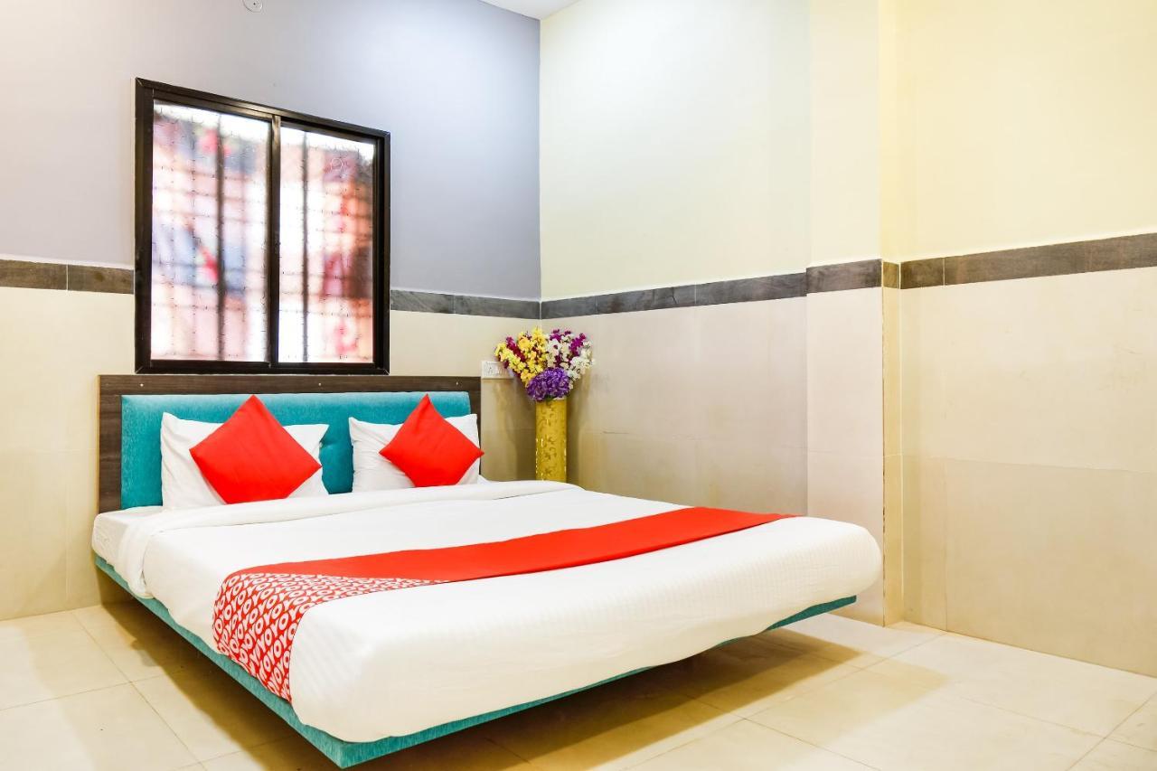 Oyo Hotel Karemore Celebration Bhandāra エクステリア 写真